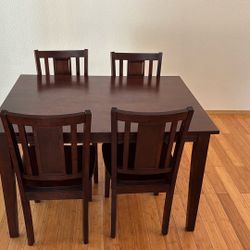 Dining Room Table 