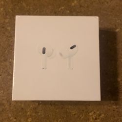 AirPods Pro With MagSafe  Charging Case