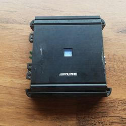 Alpine Amplifier 500w 