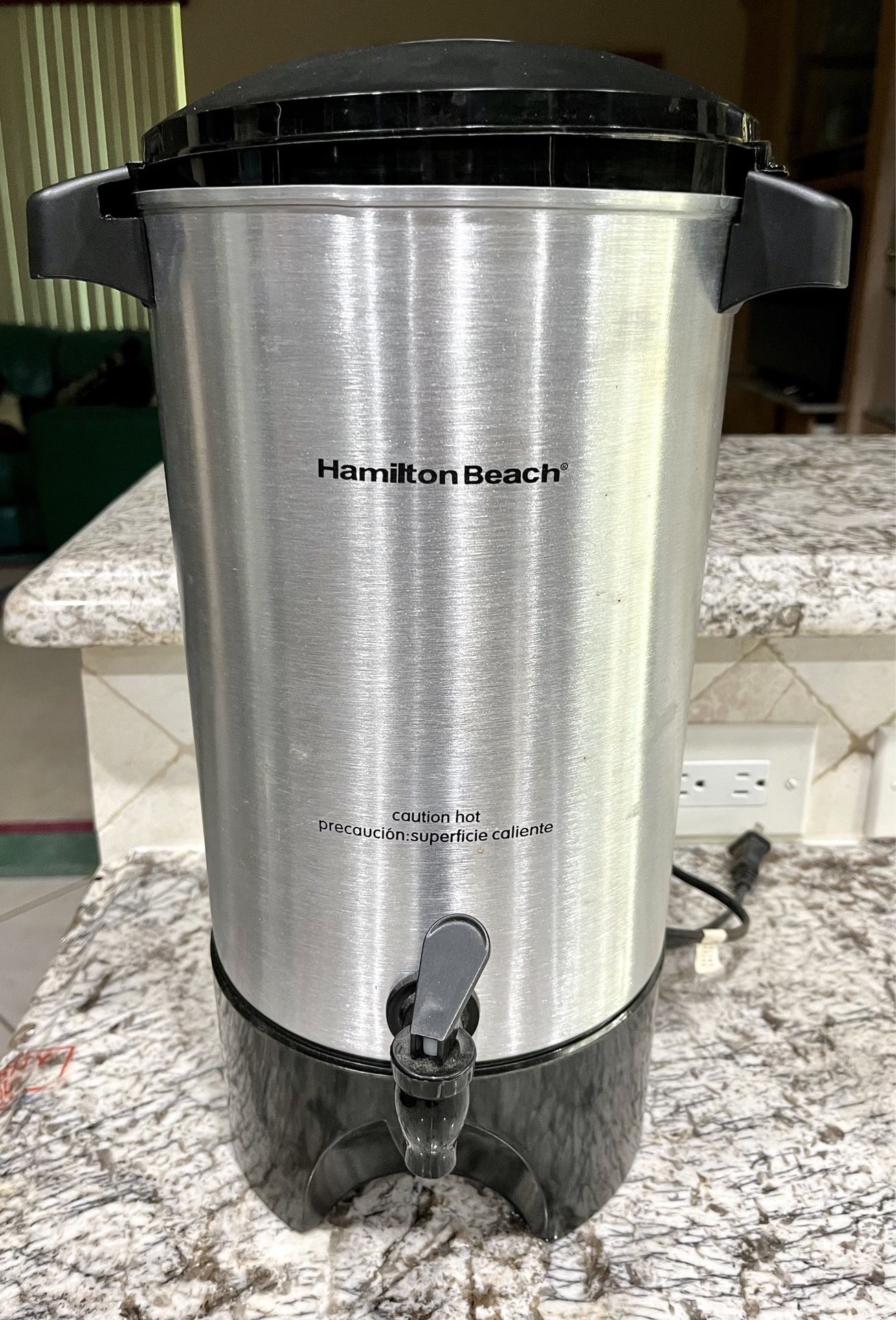 Hamilton Beach Coffee Urn and Hot Beverage Dispenser – 45 Cup