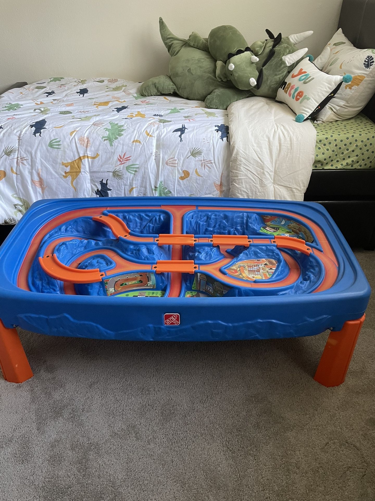 Hot Wheels Play Table for Sale in Costa Mesa CA OfferUp