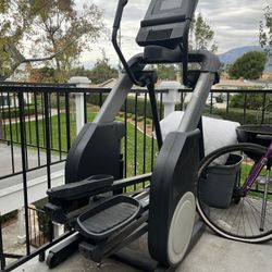 NordicTrack Freestride Trainer FS7i