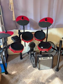 Alesia Nitro Max Mesh 8 Piece Electric Drum Kit and Glen Burton Amp
