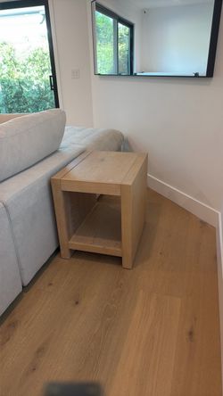 Living spaces Side table