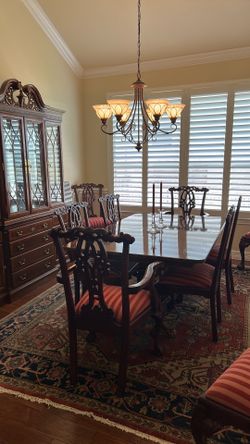 Elegant Dining Room Set