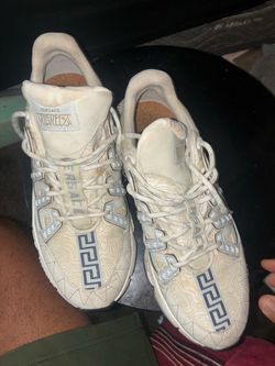Versace Trigreca Low-Top Sneakers