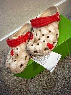 Toddler crocs