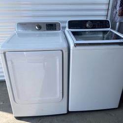 Beautiful Washer And Dryer Mega Mega Capacity No Issues 