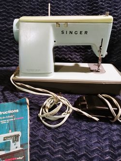 Antique Singer Sewing Machine Lightly Used