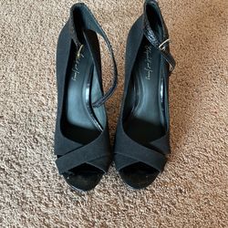Women’s Black Pumps Size 10B