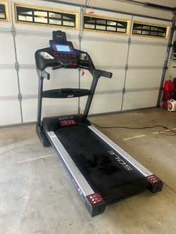 Sole F80 Folding Treadmill, Low Mileage - Delivery Available