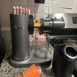 Ninja Neverclog Cold-Press Juicer