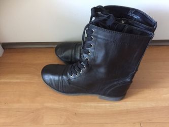 women's shoes, size 8.5