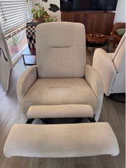 Recliner chair (pair)