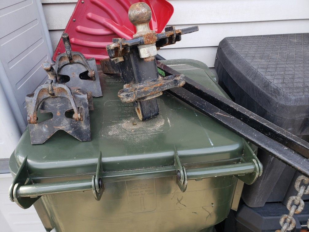 Tow Hitch Weight Distributing