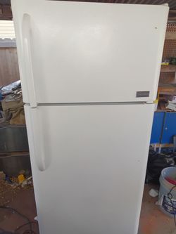 Frigidaire Refrigerator/Freezer