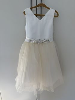Girls White Tutu Dress - Size 5-6