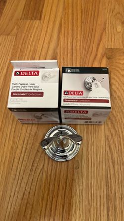 2 Delta bath hooks