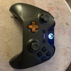 Xbox One X 