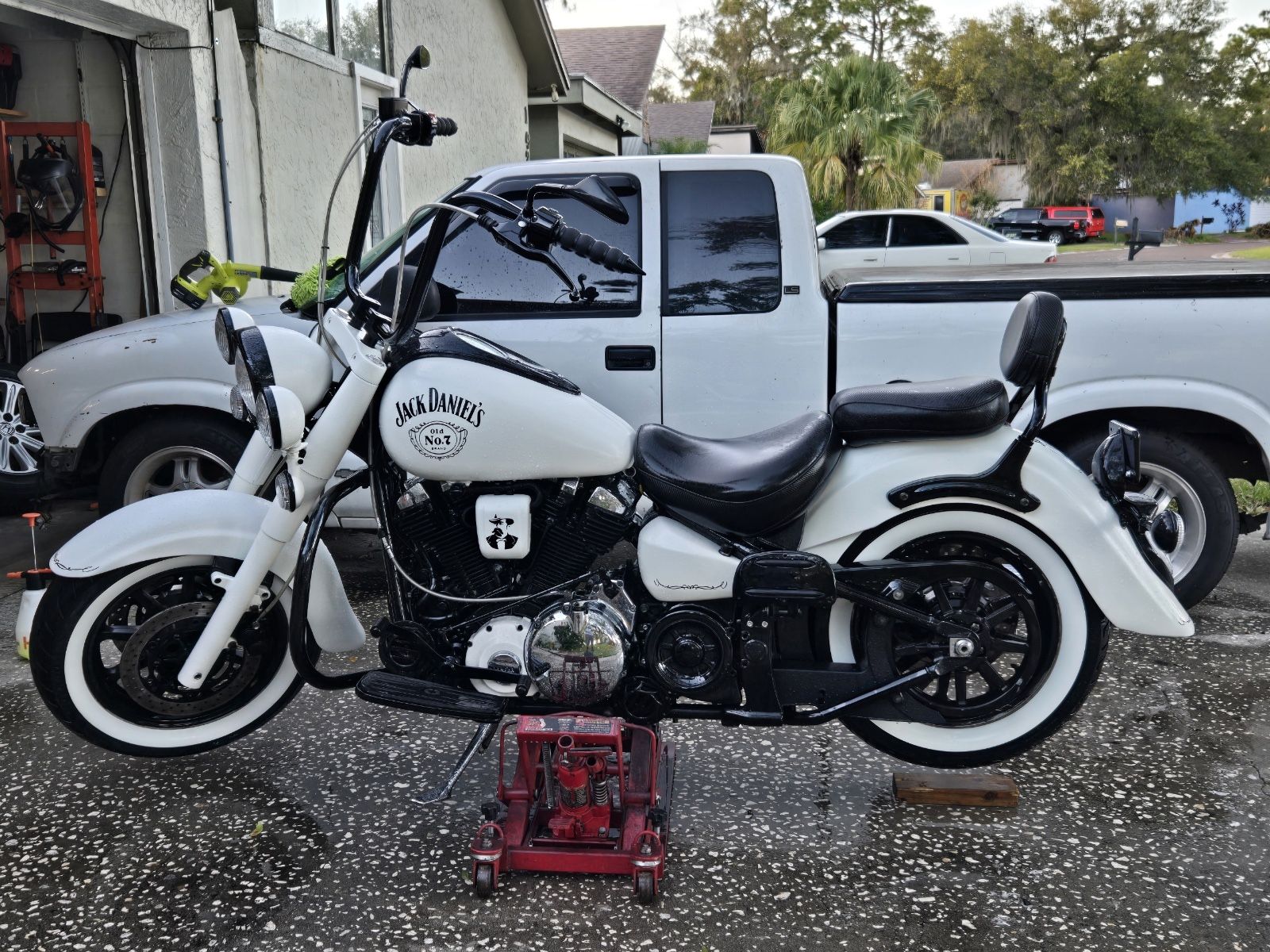 2005 Yamaha Roadstar 1700 Custom