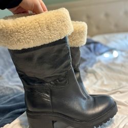 Black Leather Boots With Cream Fur