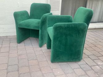 Gorgeous Pair of Vintage Mid Century Modern Green Velvet Chiclet Style Chairs