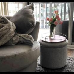 Couch - Beautiful, Cozy, Comfy, Loveseat