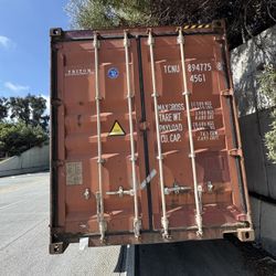 📢 40ft Secure Storage For Your Toys! 📢