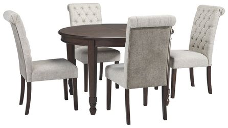 Absolutely stunning sophisticated dining room set