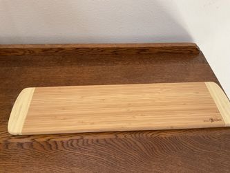 Bamboo cutting board 