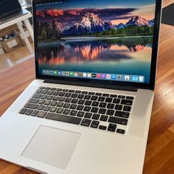 Apple MacBook Pro 15” 2015 2.8GHz i7 16GB RAM 500GB SSD DJ//Photo Editing//Video Editing/Music Production
