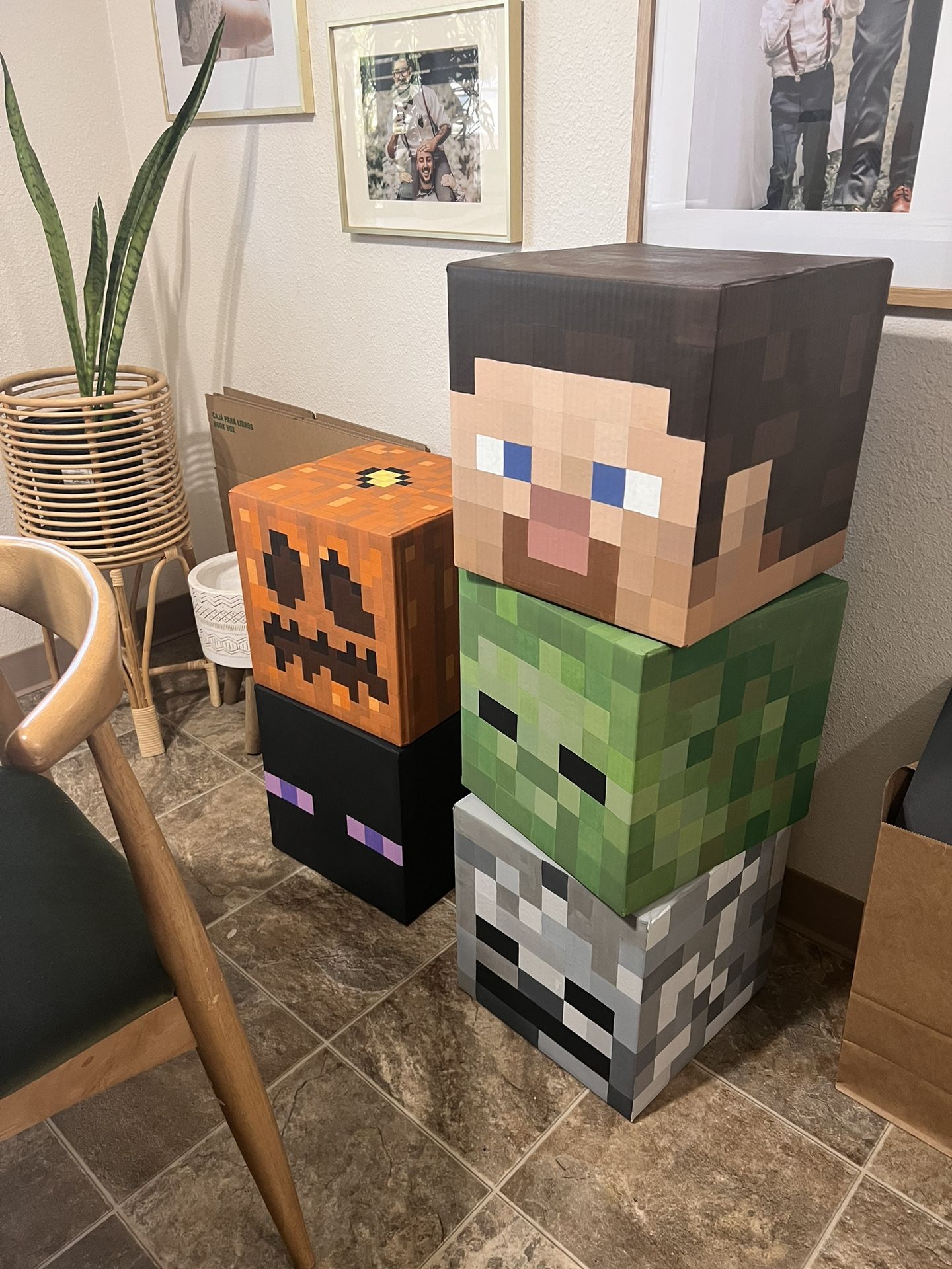 Party Decoration Photo Prop Life Size Minecraft Snow Golem the Warden And  TNT Box for Sale in Miami, FL - OfferUp