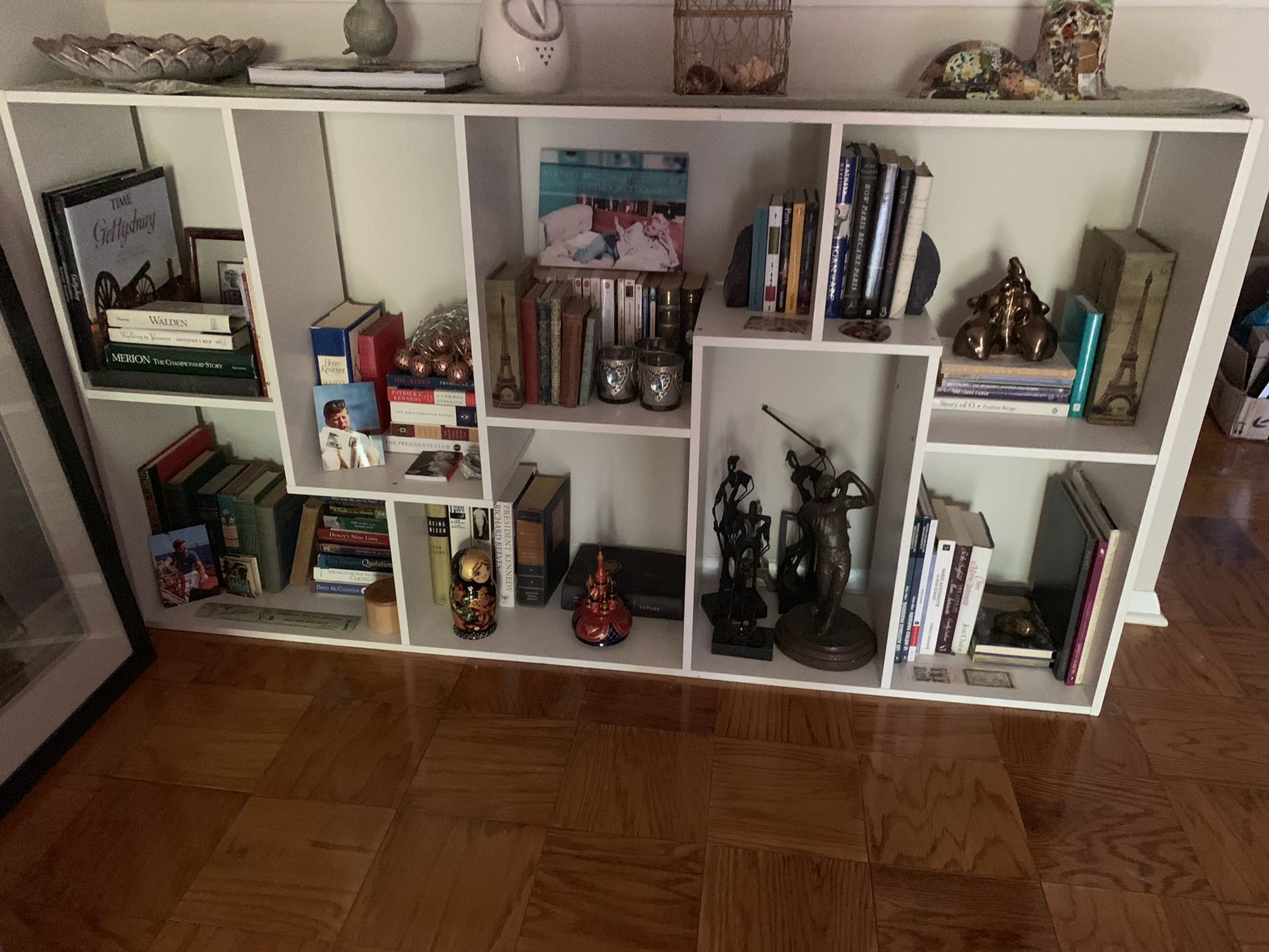 Great functional bookshelf! MAKE OFFER must go by 24