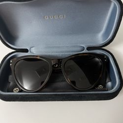 Gucci Cat Eye Sunglasses 