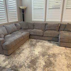 Sectional Sofa
