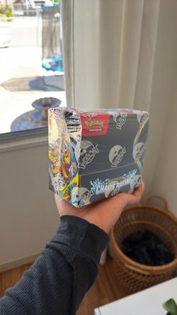 Chaos Rising Booster Box