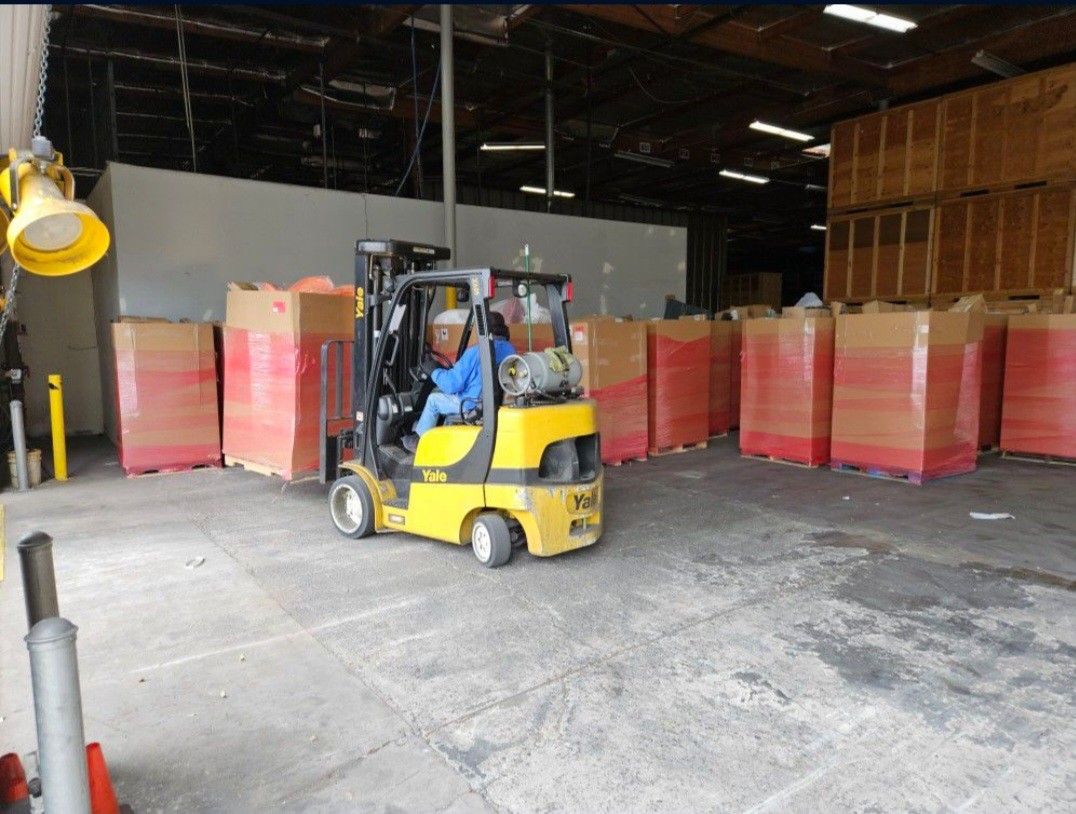 AMAZON OVERSTOCK & LIQUIDATION PALLETS!