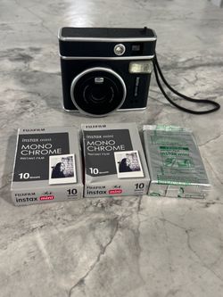 Fujifilm Instax Mini 40 Camera with Film
