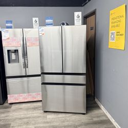 🔥SAMSUNG BESPOKE 29 CUBIC FT. REFRIGERATOR WITH BEVERAGE CENTER AND ICE MAKER🔥