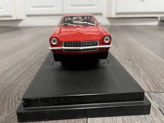 Diecast 1/18 scale 1972 Chevy Vega ERTL American Muscle RARE CAR