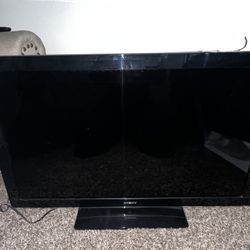 Sony LCD TV- PICK UP ASAP