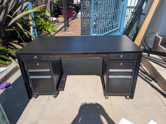 Desk