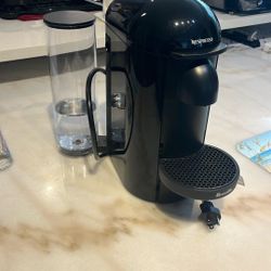 Black Nespresso Vertuo Plus Coffee & Espresso Maker