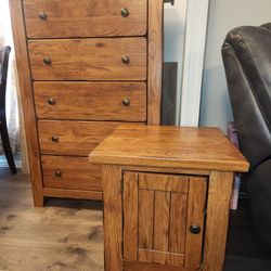Dresser & Nightstand  Set 