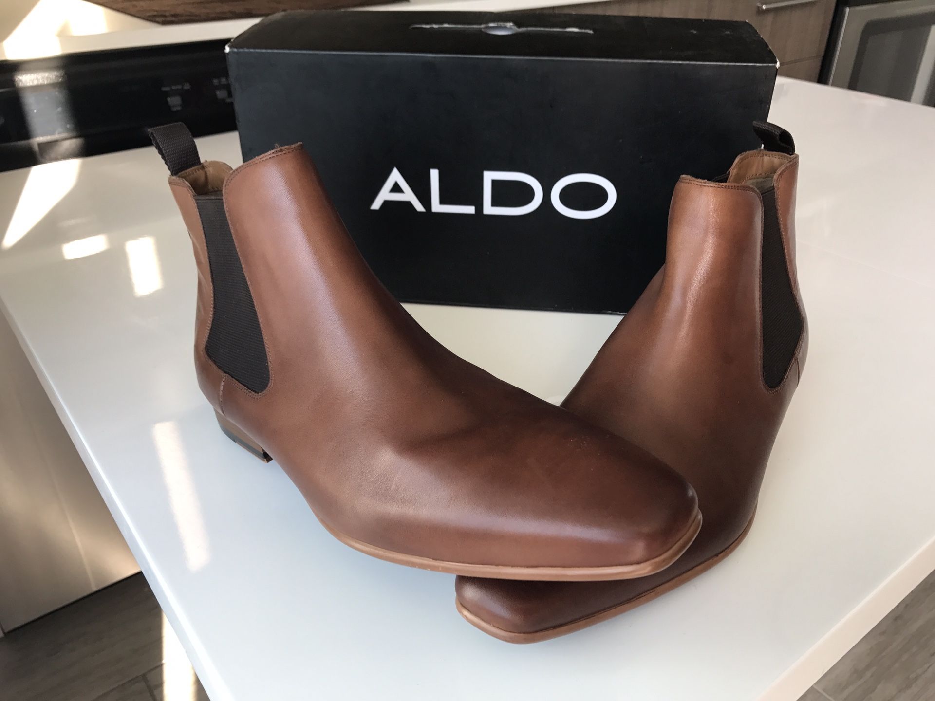 Aldo Frelini Chelsea Boots 10.5 Men s for Sale in Clearwater FL OfferUp