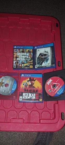PS4 games. No scratches