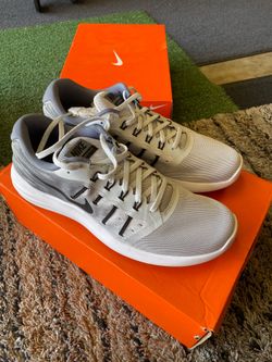 Nike tennis shoes
