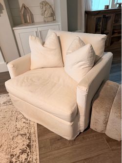 Slipcovered Couch, Loveseat and Armchair