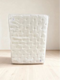 Serta Queen size mattress very clean,read description