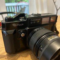 Fuji GW690 II - Medium Format Film Camera